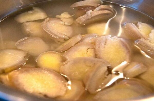 La recette de l’eau au gingembre, une boisson délicieuse pour brûler les graisses, améliorer la digestion et soulager les douleurs articulaires