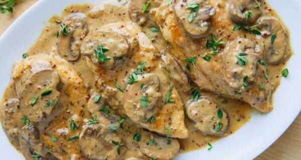 La recette facile du Poulet à la moutarde et aux champignons