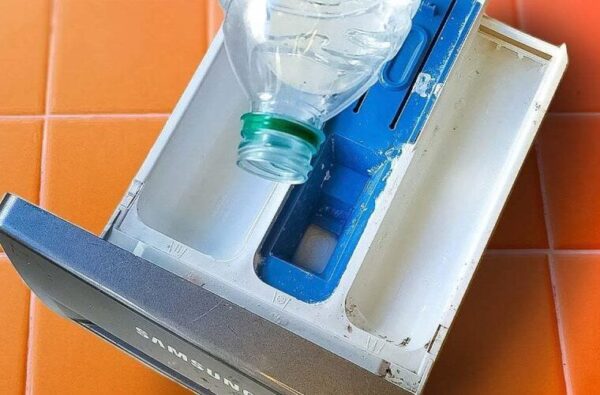 L’astuce de génie pour nettoyer le tiroir de la machine à laver : comme neuve elle sera débarrassé des moisissures