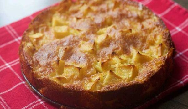 Le Moelleux aux Pommes de Cyril Lignac : Une Recette Succulente à Essayer Absolument!