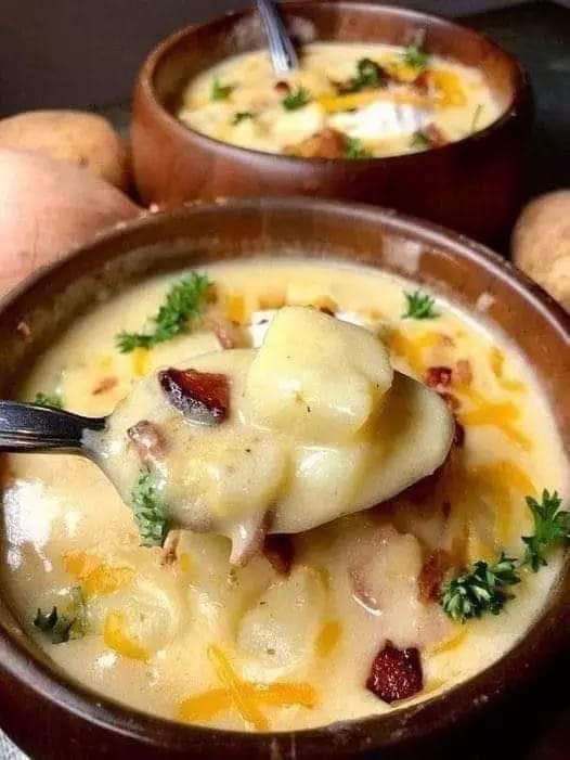 Le Velouté de Pommes de Terre à l’Oignon: Un Voyage Gastronomique