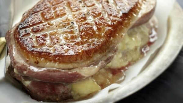 Magret de canard au chèvre et Jambon