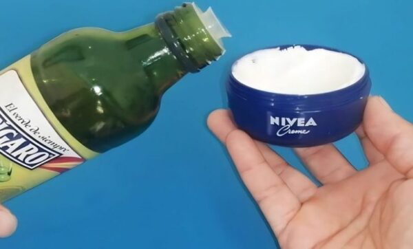 Mélanger la crème Nivea avec de l’huile d’olive : La solution qui résout un grand problème de beauté