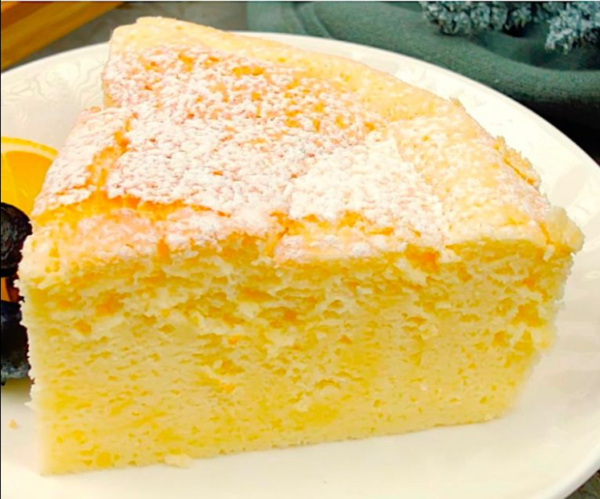 Moelleux au yaourt citron : un délice prêt avec seulement quelques ingrédients !