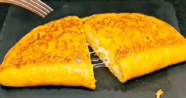 OMELETTE CAROTTE ET FROMAGE