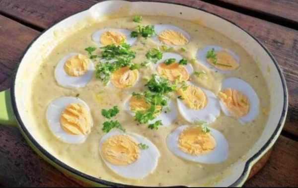 Oeufs à la Sauce Moutarde : Un Festin de Saveurs Réconfortantes à Partager en Famille