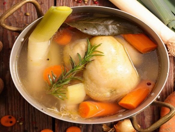 POULE AU POT : la recette facile traditionnelle