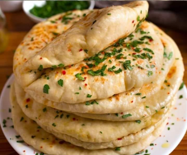 Pain Turc : Le Pain le Plus Délicieux et Le Plus Facile que vous Ferez Jamais !