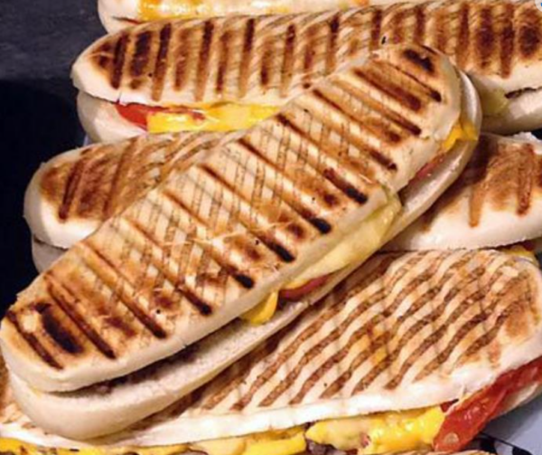 Panini façon cheese-burger