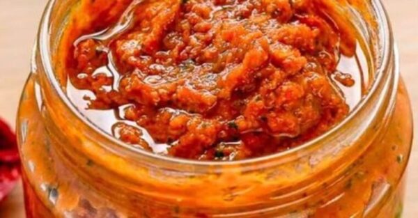 Pesto de tomates séchées : la recette sicilienne pour une sauce fraîche et parfumée