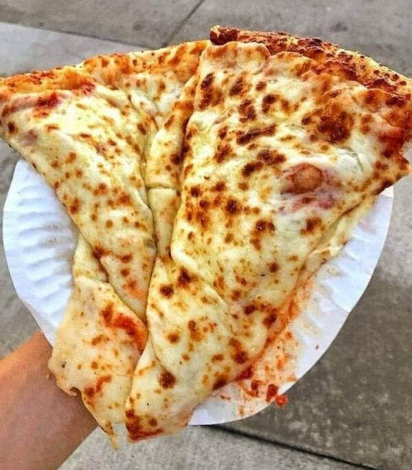 Pizza au fromage