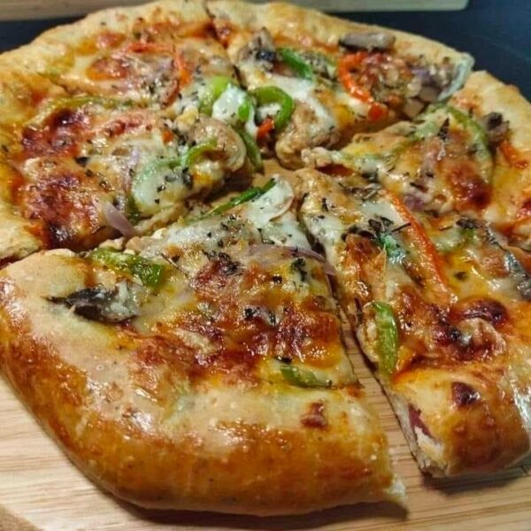 Pizza au poulet fumé un délice
