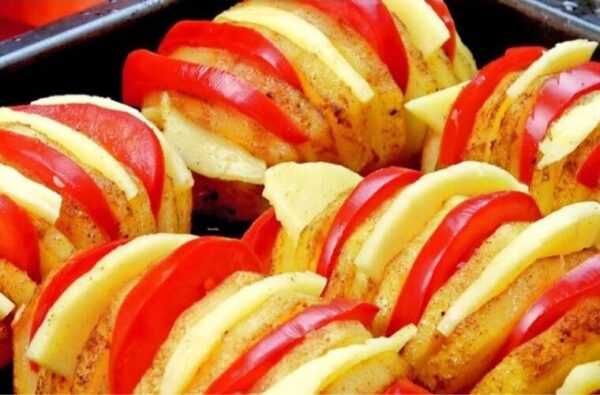Pommes de terre au four farcies : l’accompagnement original et gourmand
