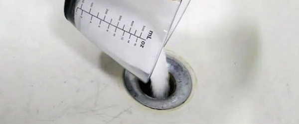 Pourquoi mettre du sel dans un évier ?