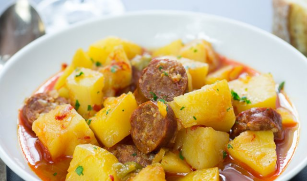 Ragoût de pomme de terre et Chorizo