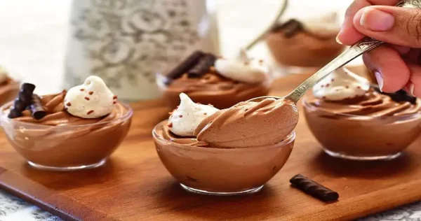 Recette de Mousse au Chocolat Inratable : Délice Chocolaté pour Tous les Gourmands