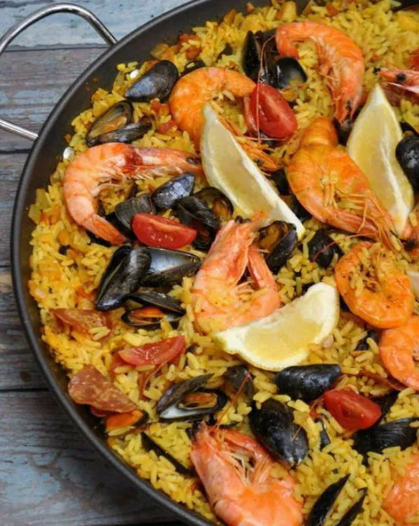 Recette de Paella Traditionnelle aux Fruits de Mer