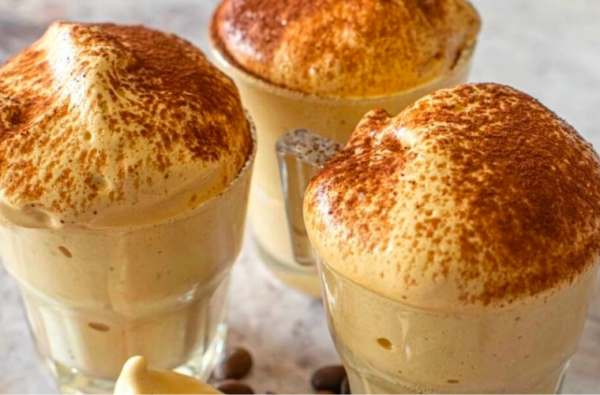 Recette de crème au café fouettée légère