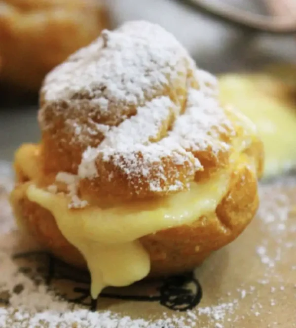 Recette des Choux à la Crème Pâtissière: Un Délice Classique de la Cuisine Française