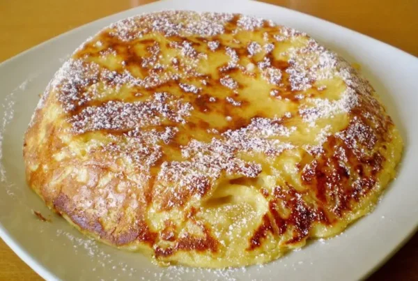 Recette facile de gâteau aux pommes à la poêle