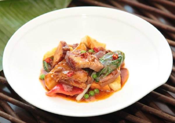 Recette facile de sauté de porc aux légumes frais