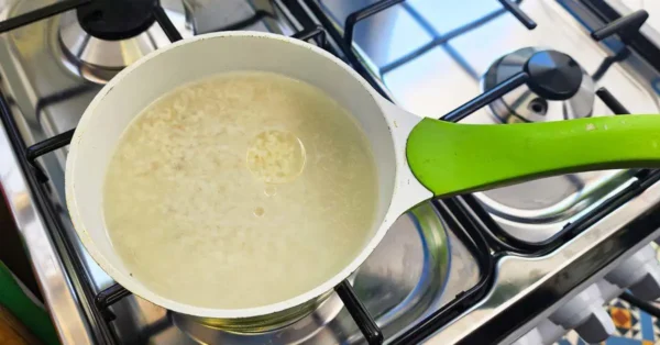 Riz qui colle : 6 astuces pour l’empêcher de coller