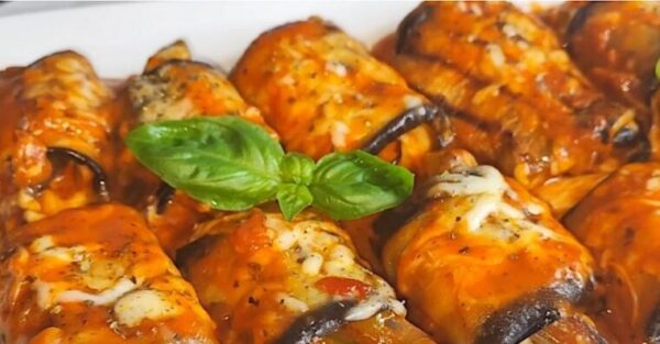 Rouleaux d’aubergines : le plat d’accompagnement appétissant prêt en un rien de temps
