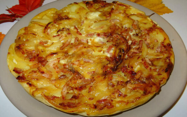 Tarte Reblochon Oignons: une recette savoureuse