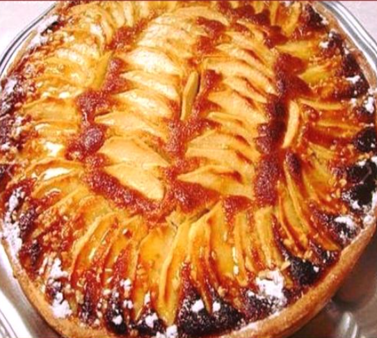 Tarte aux pommes et crème d’amandes au caramel