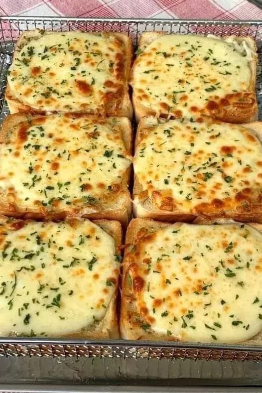 Texas Toast au Fromage : Un Classique Américain Réinventé