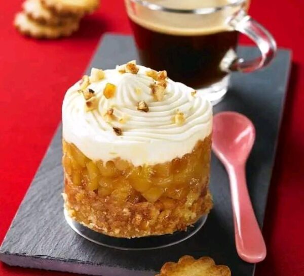 Tiramisu Glacé Pommes Fondantes et Sablé Breton