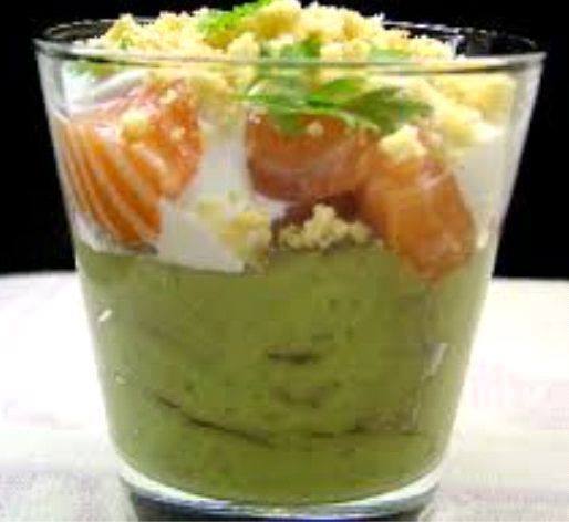 Verrines de saumon fumé et purée d’avocats