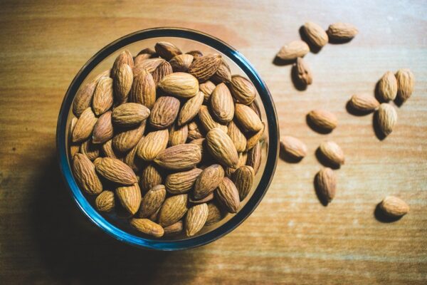Voici comment consommer des amandes au quotidien pour bénéficier de ses bienfaits