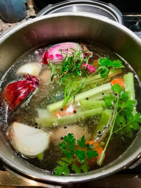 Voici la soupe brûleuse de graisses qui peermet de perdre 4 Kg en une semaine