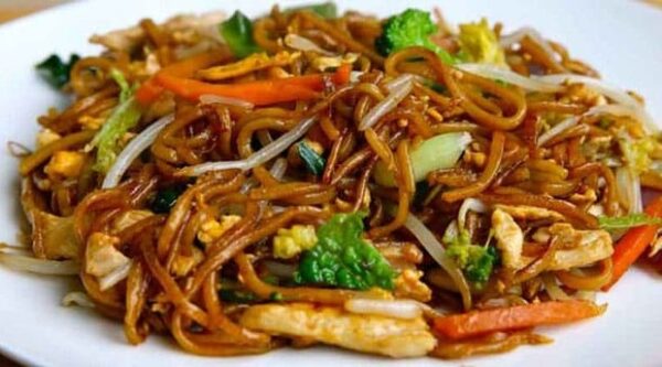 Wok Poulet aux Nouilles