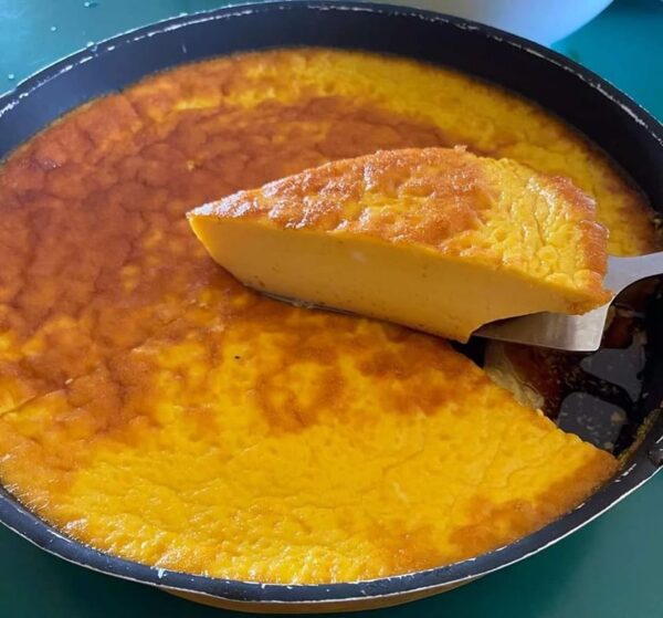 flan d’œuf ou crème renversée avec les œufs de mes 4 cocottes: