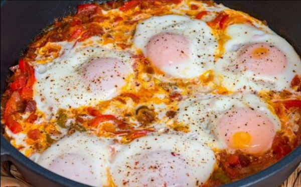 Œuf et poivron à la poêle : la savoureuse recette espagnole à essayer