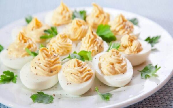 Œufs farcis à la piémontaise, Facile, Rapide et Pas cher.