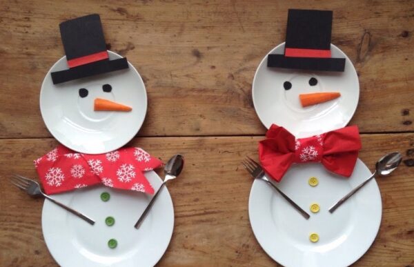 10 Ideas to Decorate your Table at Christmas with Little Money