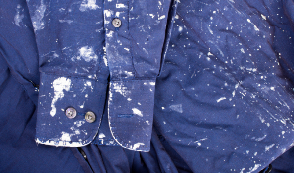 2 Tricks to Remove Chlorine Stains from Clothes