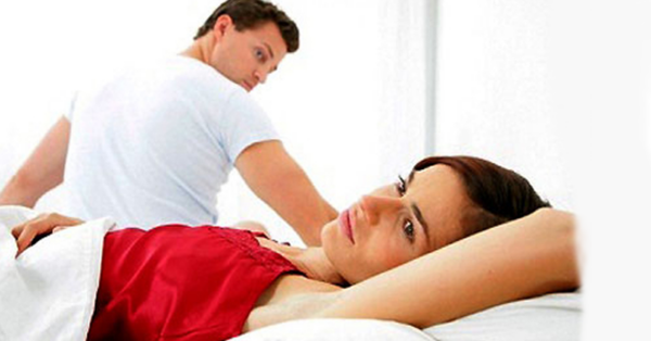 7 Sad Signs That Show You Are No Longer Special For Your Partner