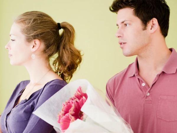 7 times show that he is surely a ғᴀᴋᴇ ɴɪᴄᴇ guy