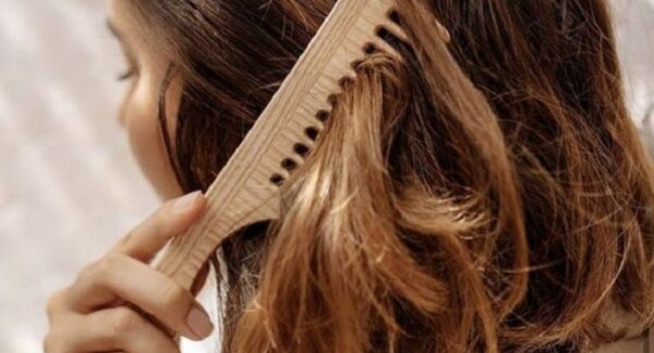 7 ways to lighten your hair with natural ingredients