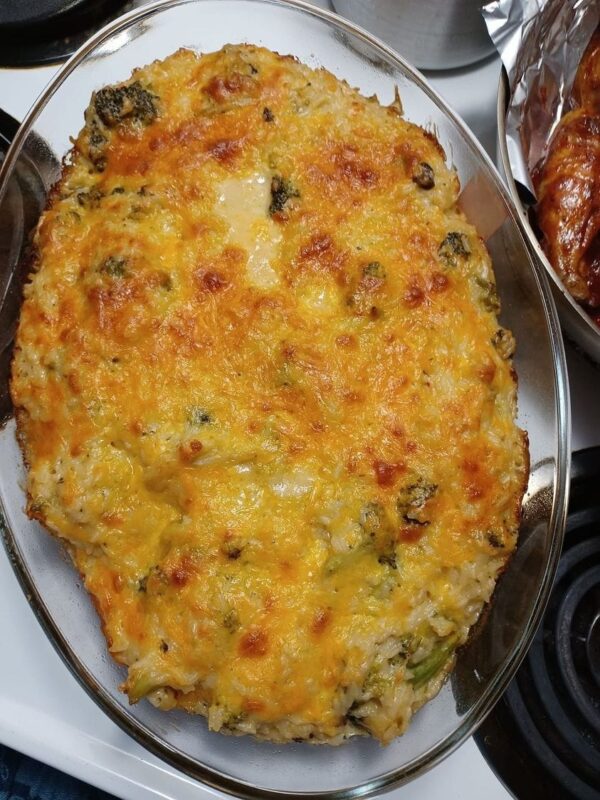 Broccoli, Rice, Cheese, and Chicken Casserole