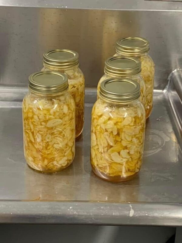 Combine grated ginger, onion, garlic, lemon juice, and honey. Here’s how to prepare it