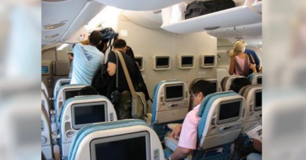 Female Soldier Boards Plane, Then Man In 1st Class Refuses To Let Her Sit In Coach