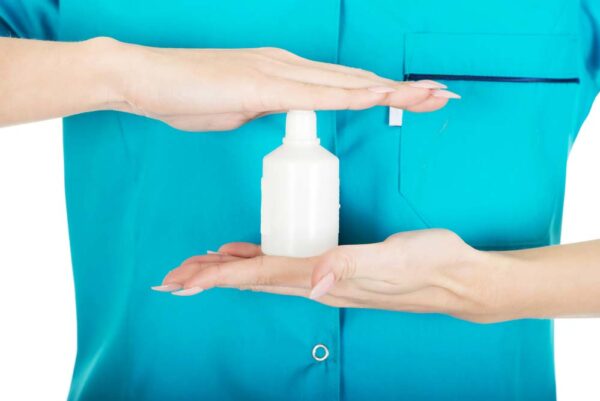 How to remove wine stains from clothes with hydrogen peroxide