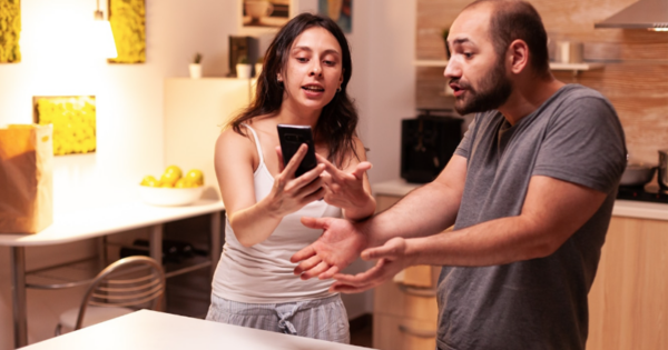 If A Guy Does These 7 Things, He Doesn’t Respect You