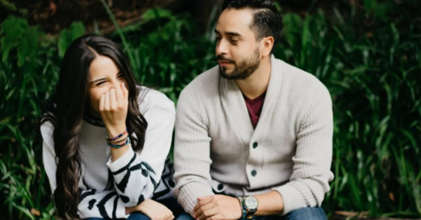 If a man talks about his past relationships, it can signal these 5 reasons