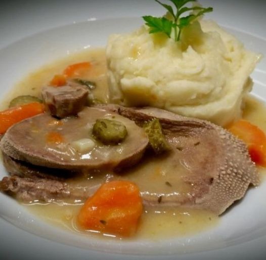 Legen Sie Lorbeerblätter unter Ihr Kissen und beobachten Sie, was in der Nacht passiert